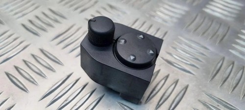 AUDI A3 Sportback 8PA Spiegeleinstellschalter 8D0959565A 1.80 Petrol 31083637