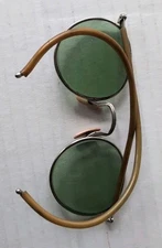 American Optical AO Ful Vue Sunglasses 21mm Nose Bridge Near Mint Condition