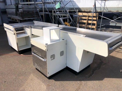 CHECKOUT COUNTER Electric BELT 11' Check Lane & Bag Area Grocery Store Fixtures - Picture 2 of 3