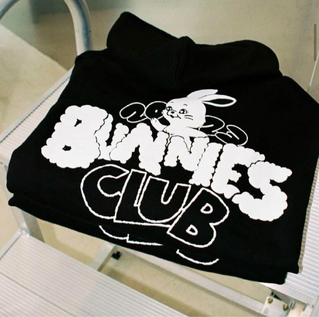 NewJeans Bunnies Club 2023 Hoodie Black M size weverse NewJeans Bunnies Club 2023 Hoodie Black M size weverse