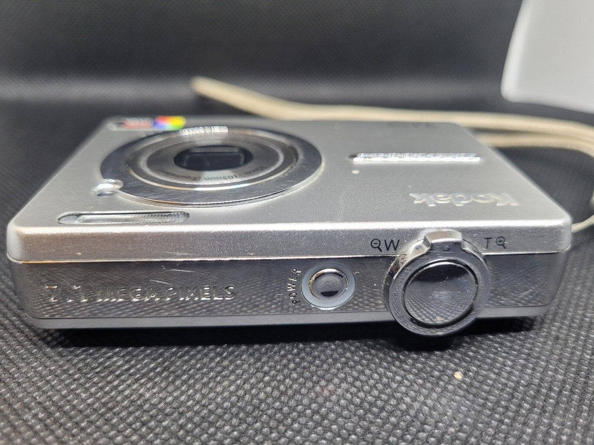 Kodak Easy Share C763 7.1 MP Retro Digital Camera - With