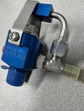 Cue- 1 ESW Fuel Injector OEM Brand New