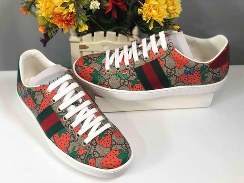 gucci strawberry ace