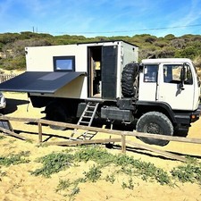 Expedition truck Camper, 4x4, Automatic, Cruise control, Airco, Electric windows