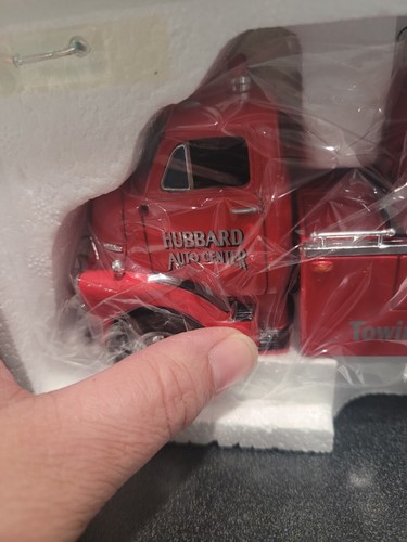 FIRST GEAR 1952 Diecast GMC Heavy Duty Wrecker 1/34 Scale-Hubbard Auto-NEW 》1424 - Picture 2 of 9