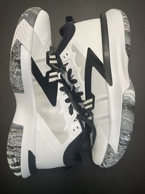 jordan zion 1 footlocker