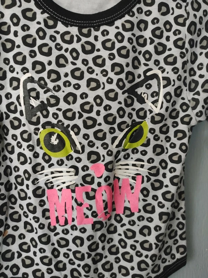 NUEVO CON ETIQUETAS Rumble Tumble Meow Leopardo Estampado 6-9 meses Bebé Niñas Camisa a Presión de una pieza  Foto 2 de 3