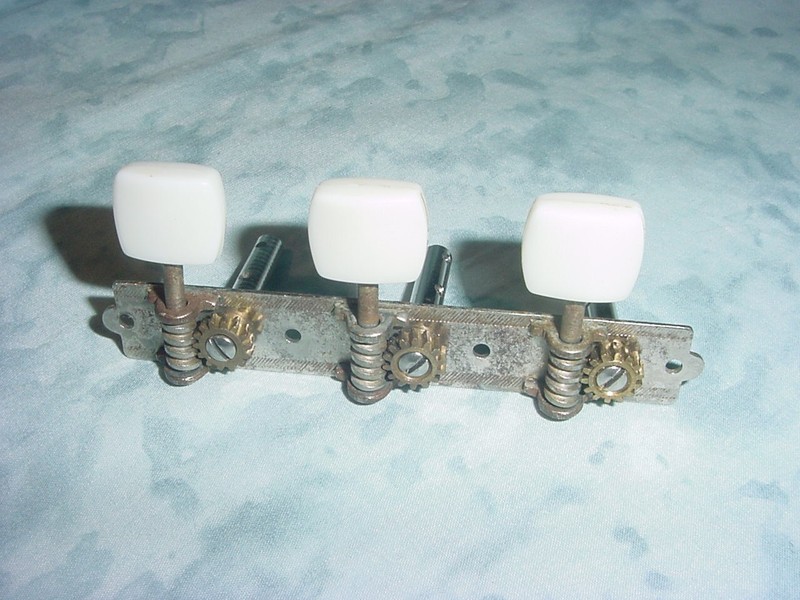 VINTAGE ANTIQUE KLUSON  3X3 GUITAR PARTS TUNERS /TUNING MACHINE