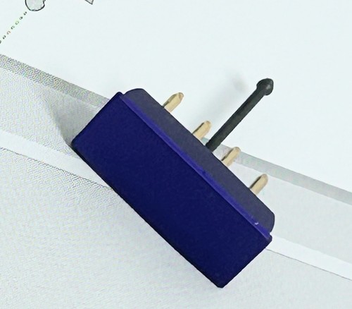 Genuine Dyson Flight-Ready Tag Purple for Corrale™ Hair Straightener. 970843-03 - Imagen 7 de 7
