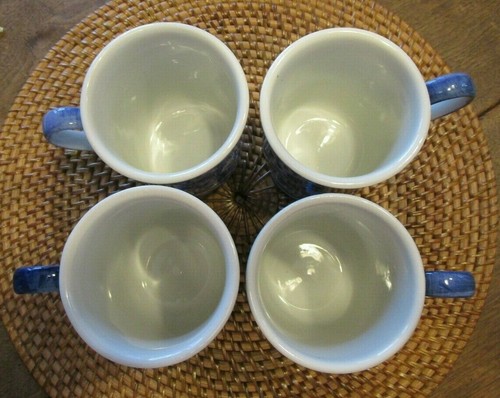 Vintage Andrea by Sadek Chinese Handpainted Lotus Blue & White Footed Mugs (4) - Picture 4 of 7