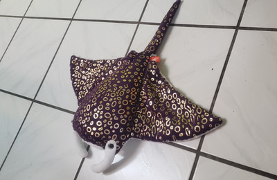WILD REPUBLIC Purple Foilkins  Manta Ray Sea Creature Plush Toy EUC Large