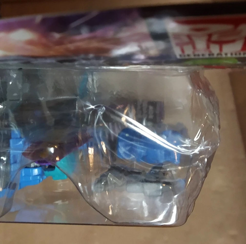 Transformers Blackwing Power Of The Primes Generations Deluxe G1 Decepticon Jet - Image 4 of 4