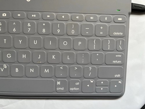 Logitech Keys To Go Keyboard 820-008746 Tested And Working - Picture 7 of 13
