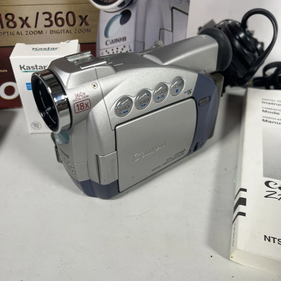 Canon ZR40 MiniDV Camcorder 360X Zoom Video Camera Tested - Image 2 of 4