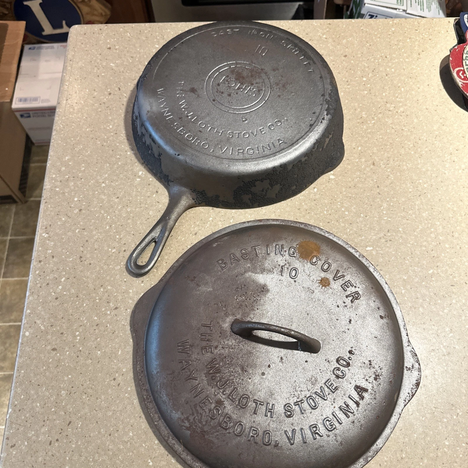 W.J. Loth Stove Co. #10 Cast Iron Skillet with #10 Basting Cover Waynesboro VA
Opens in a new window