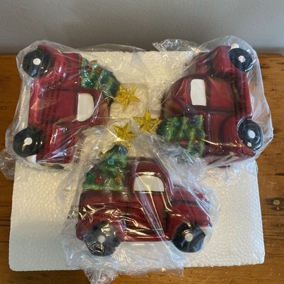 Lot Of 3 Mr. Christmas Ceramic Santa's Farm Fresh Delivery Truck Lighted 5 x 6 