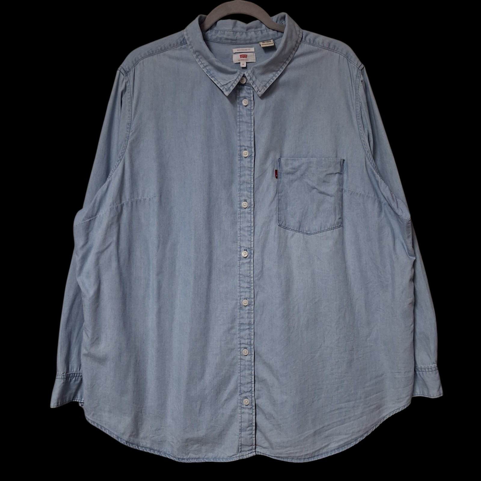 Levi's Boyfriend Fit Women's Chambray Shirt 3X Light Blue Button Up Pocket