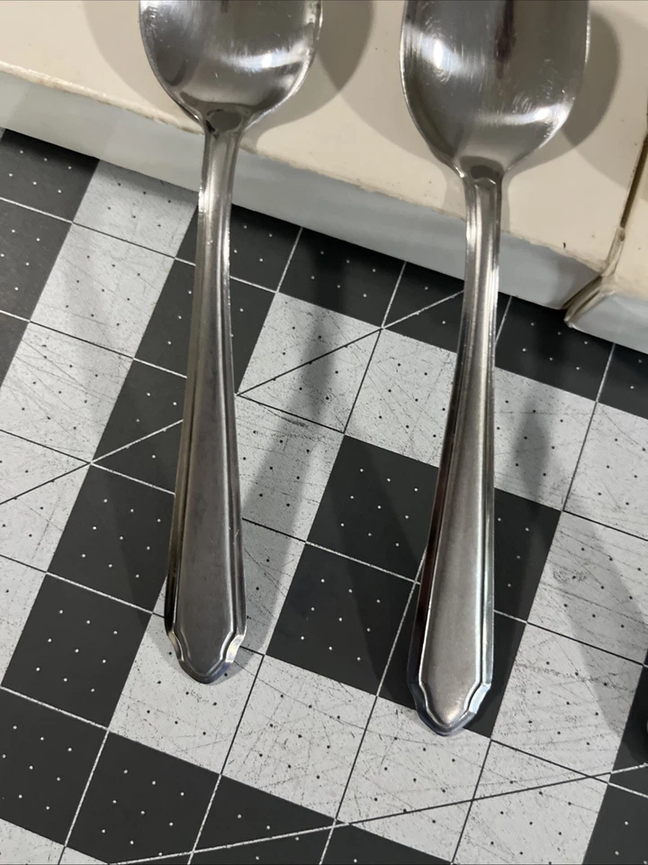 Hampton Silversmiths Quattro (4) Teaspoons Stainless Flatware Replacements - Image 3 of 4