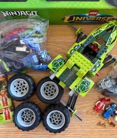 Lego Ninjago #9445 Fangpyre Truck Ambush Complete w/ Minifigures & Manuals box