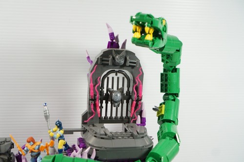 MEGA Masters Of The Universe Snake Mountain - Picture 4 of 24