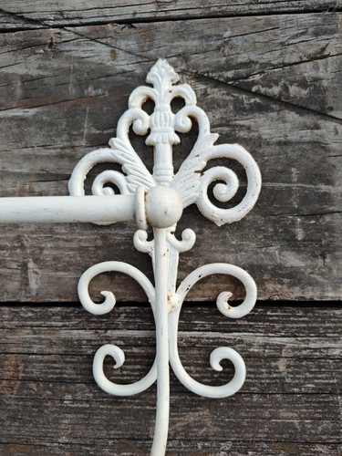 Vintage Cast Iron Towel Rack 20" - Picture 2 of 11