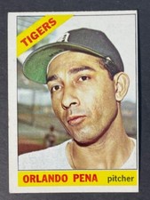 VINTAGE 1966 Topps ORLANDO PENA # 239 - EX