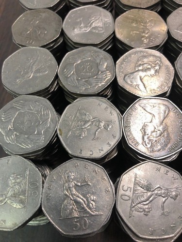 £25 Great British Pounds, 50 x UK vintage 50 Pence Coins (1969-1994 type) - Picture 2 of 2