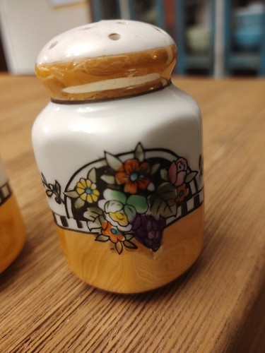 Vintage lusterwar Flower Design Salt & Pepper Shaker Set porcelain made in Japan - Picture 2 of 12