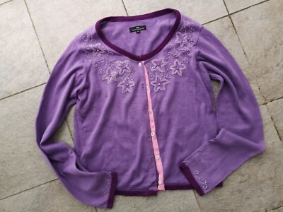 DAYBirger et Mikkelsen Gr. L (fällt aus wie ''M'') Strickjacke lila mit Stickmotiv