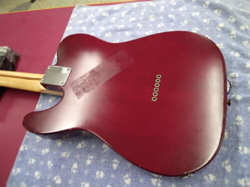 FENDER EE. UU. HIGHWAY ONE TELECASTER ACTUALIZACIÓN 2009 usado cuerpo de aliso con estuche blando - Imagen 4 de 12