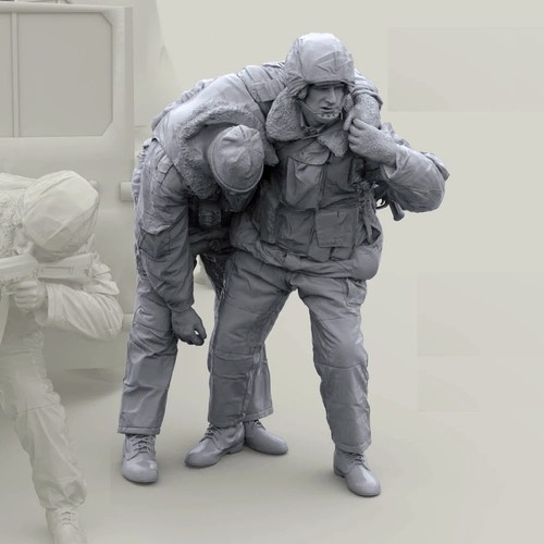 1/35 Resin Figure Model Kit Soldier Evacuates Wounded Unassembled and Unpainted - Picture 5 of 20