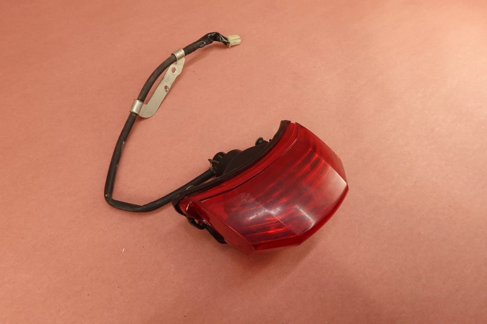 Luz trasera lámpara de freno Yamaha FZ6-S FZ6S FZ6 FZ600 2004-2009 Foto 3 de 4