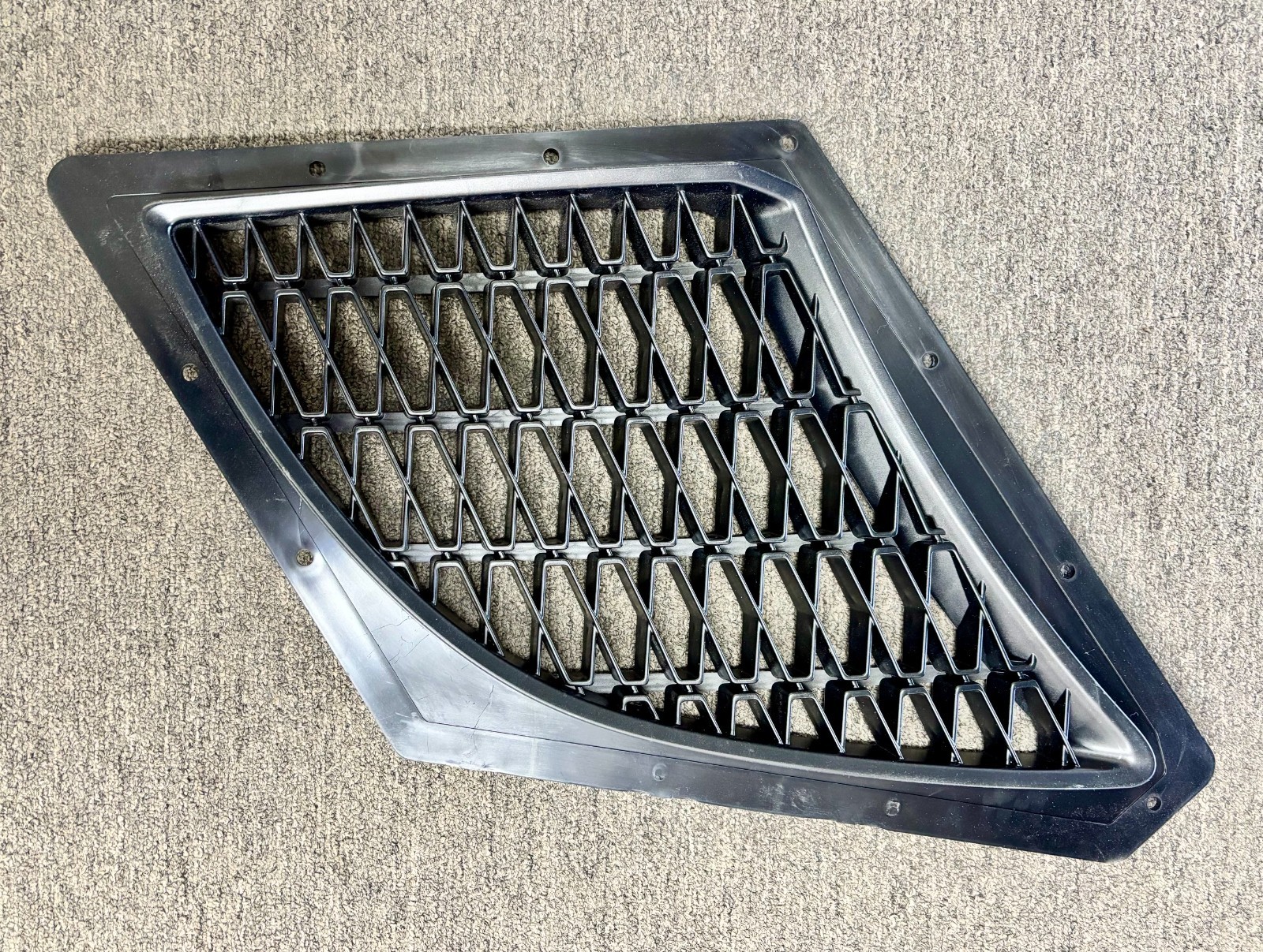 (LOCAL PICKUP)16-22 Lotus Evora Models: Frt LH Left Driver Side Clam Exit Grille