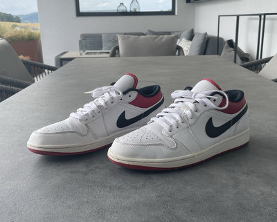 Jordan Air Jordan 1 Low Sneaker Herren Low Top Schnürung Leder Weiß Rot EU 44,5