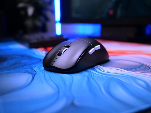M68 Pro Wireless souris de gaming ultra-rapide sans fil 24 GHz optimisée pour... - Afbeelding 2 van 7