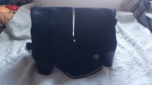 Ted Baker Nayomie Black Suede Over The Knee Boots - 7 US / 38 EU - Picture 3 of 7