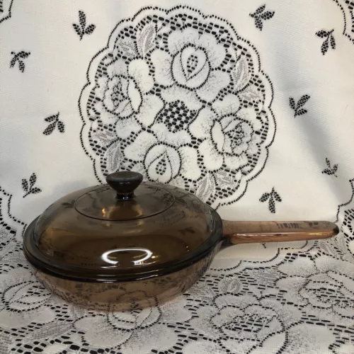 Vision Ware Corning Amber Glass 7" Skillet Waffle Bottom France Pyrex Lid V 1.5C