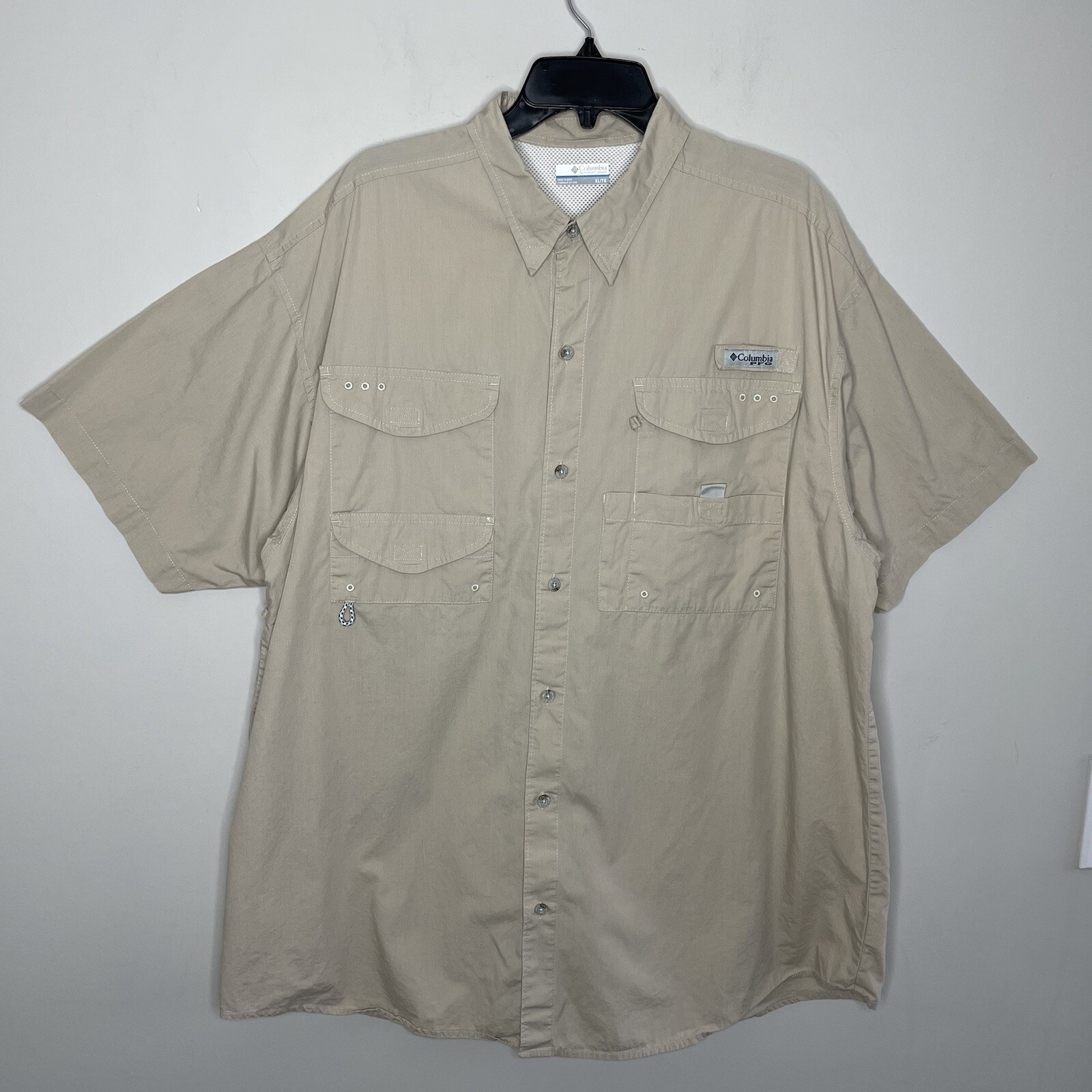 COLUMBIA PFG Shirt Men XL Tan Vented Button Down Pockets Cotton Fishing Outdoor