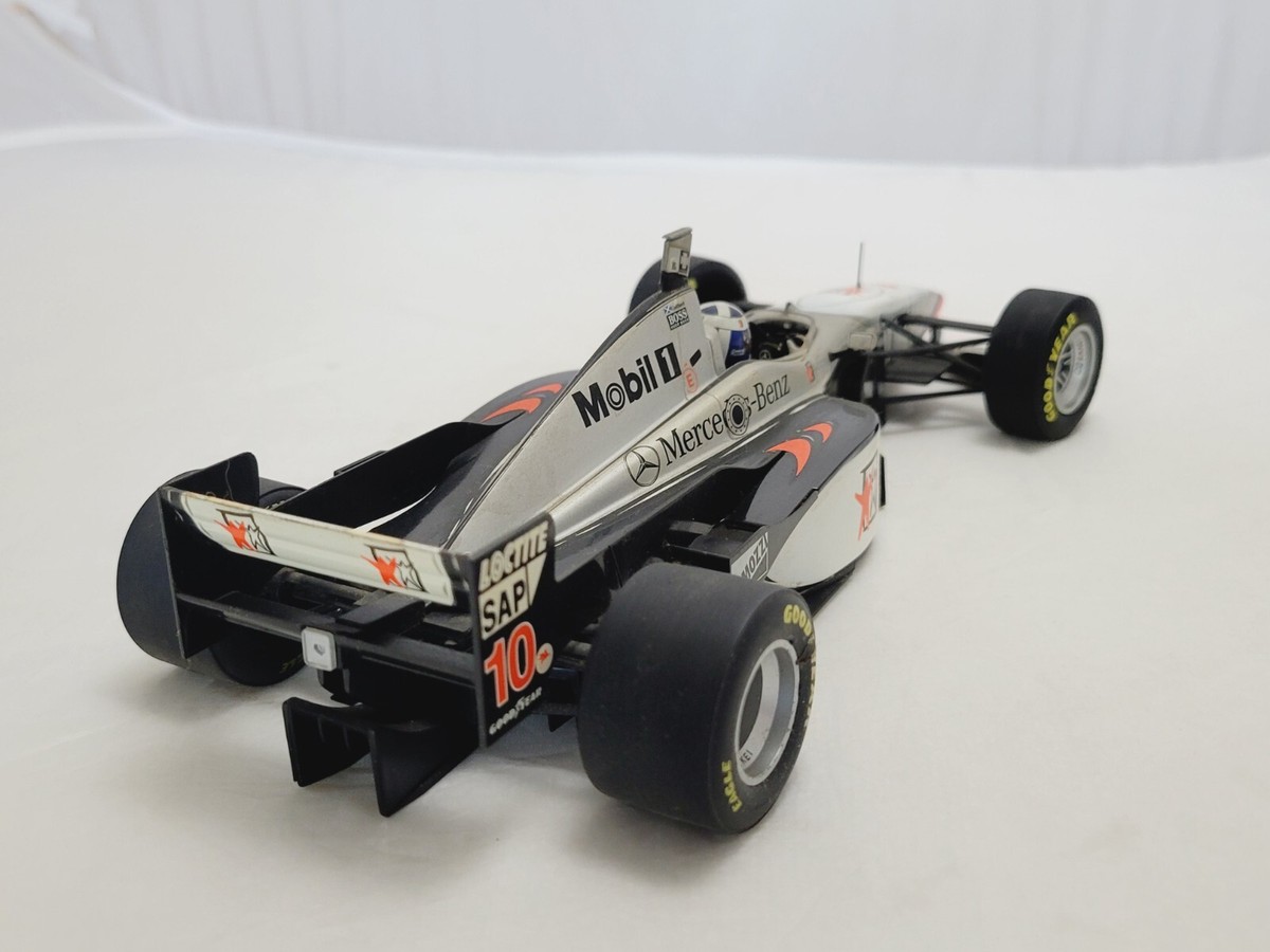 Minichamps McLaren MP4/12 David Coulthard #10 1997 - 1/18 - Occasion (Etat Neuf)