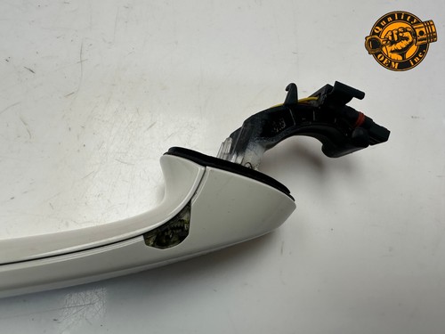 BMW 2 3 5 8 X5 X6 X7 2019-2025 manija de puerta trasera izquierda acceso confort (blanco) OEM - Imagen 7 de 9