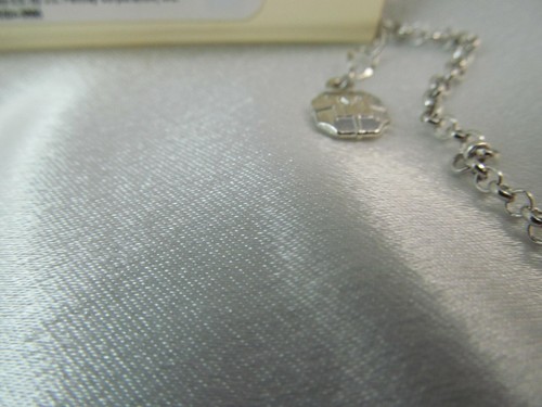 NWT MONET SILVER & "SAPPHIRE" BLUE & CLEAR CRYSTALS OVAL SHAPE NECKLACE - Picture 7 of 8