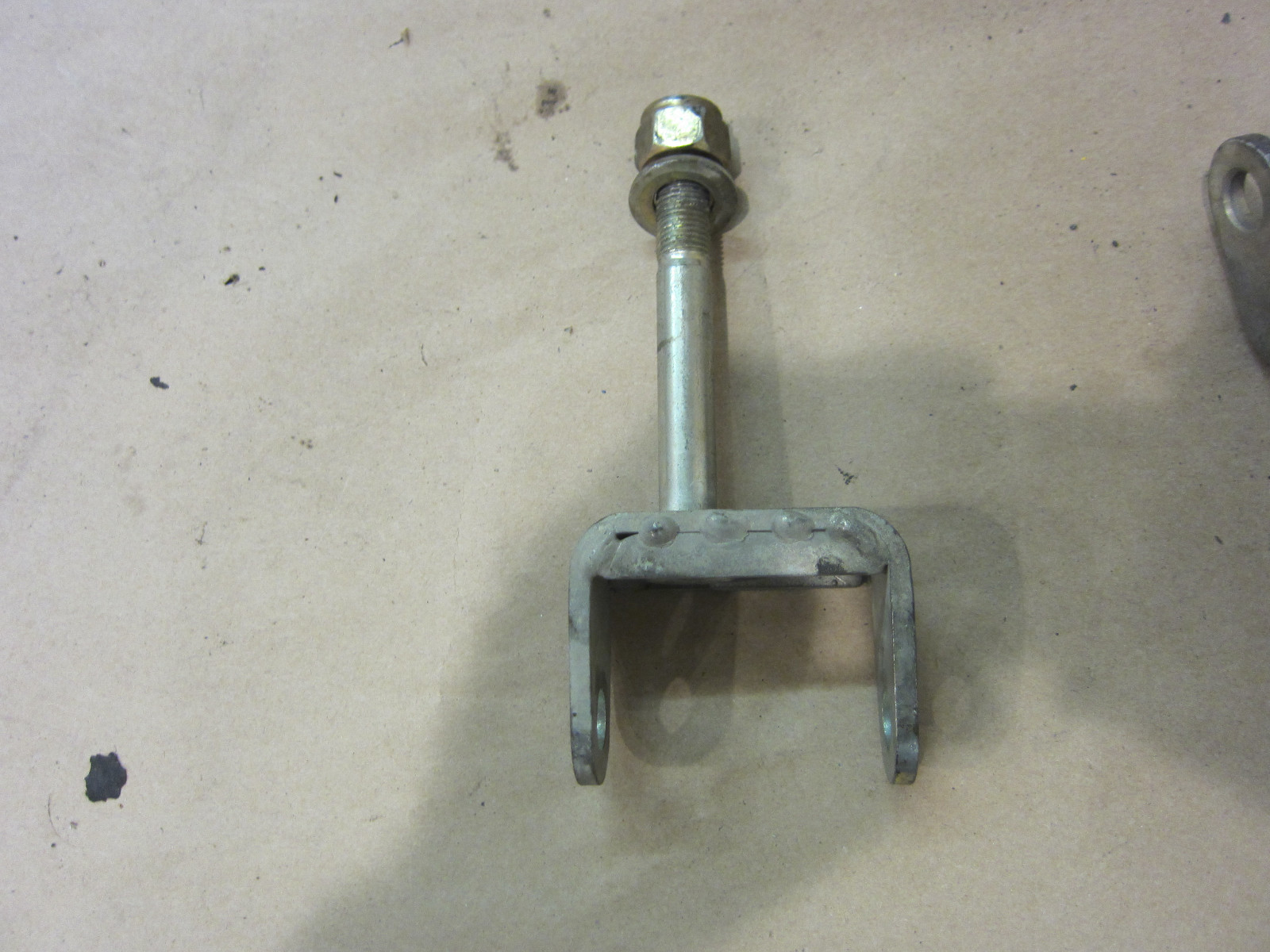 Maserati 4200 -  Rear Suspension/ Rear Fork For A-Arm  # 196522