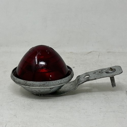 Vintage Beehive Clearance Marker Trailer Light Red Glass No Wiring DoRay 1130 - Foto 5 di 10