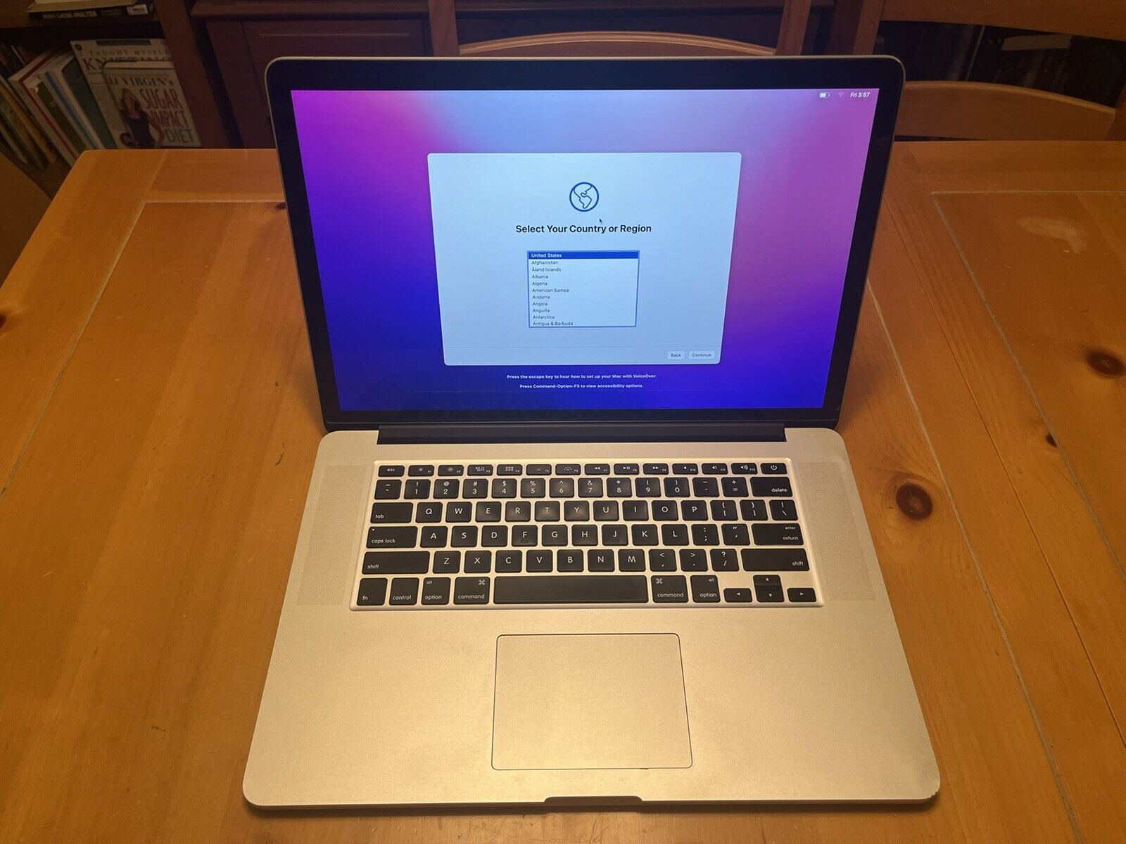 MacBook Pro 15インチ 2015 i7/16GB/M370X/1TB-