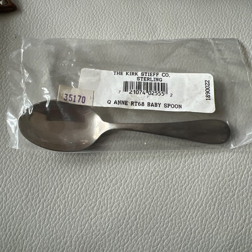 NWT Williamsburg Queen Anne by Kirk Stieff Sterling Silver Baby Spoon 4 3/8" - Picture 4 of 4