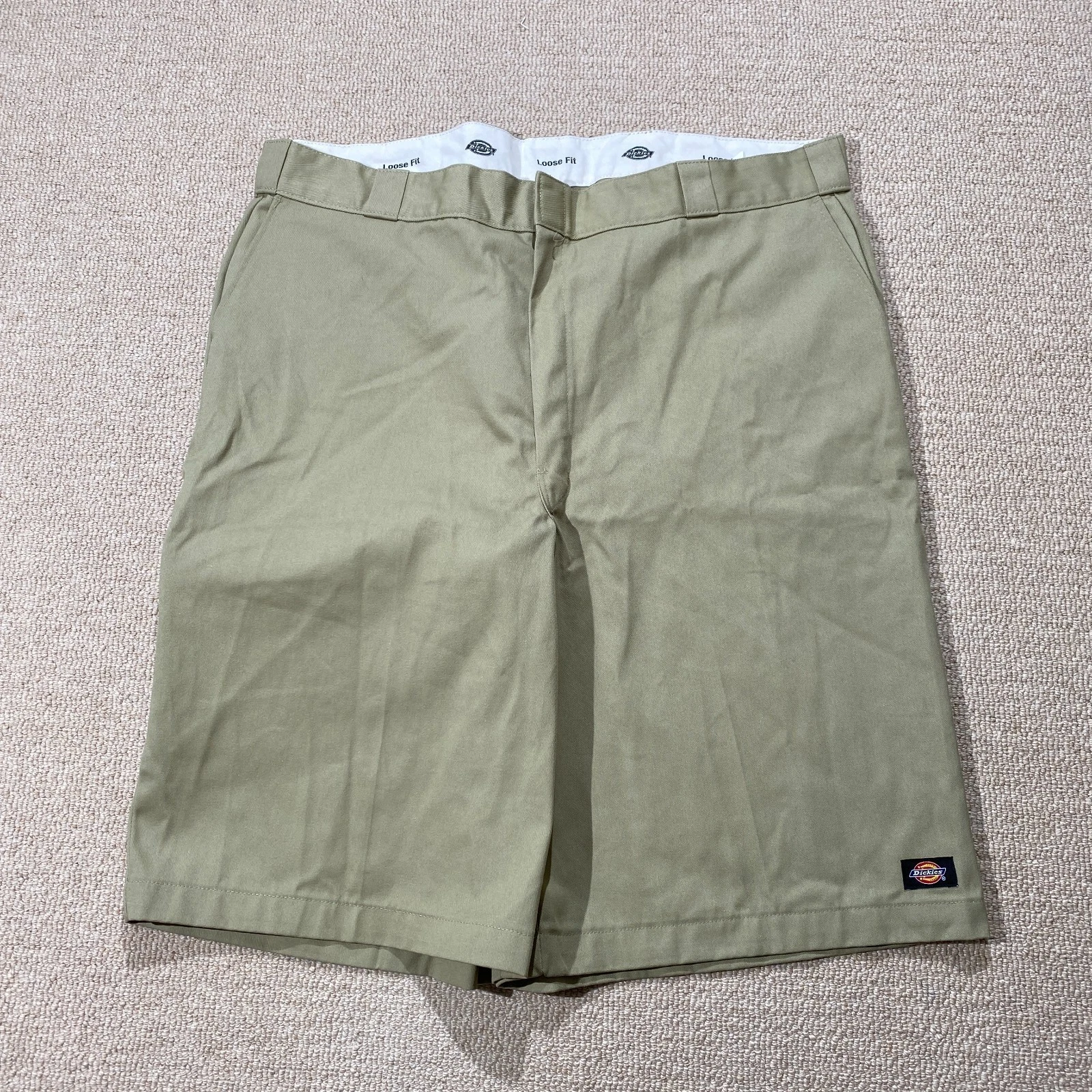 Dickies Shorts Mens 42x12 Beige Loose Fit Baggy Skater Chino Short Workwear USA