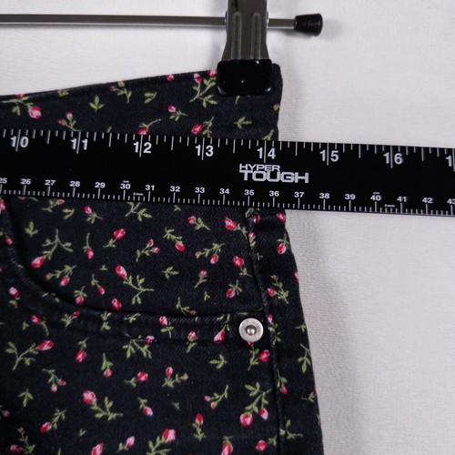 Levi's Shorts Sz 25 Black Pink Floral Mid Length Short Stretch Denim Festival - Picture 5 of 9