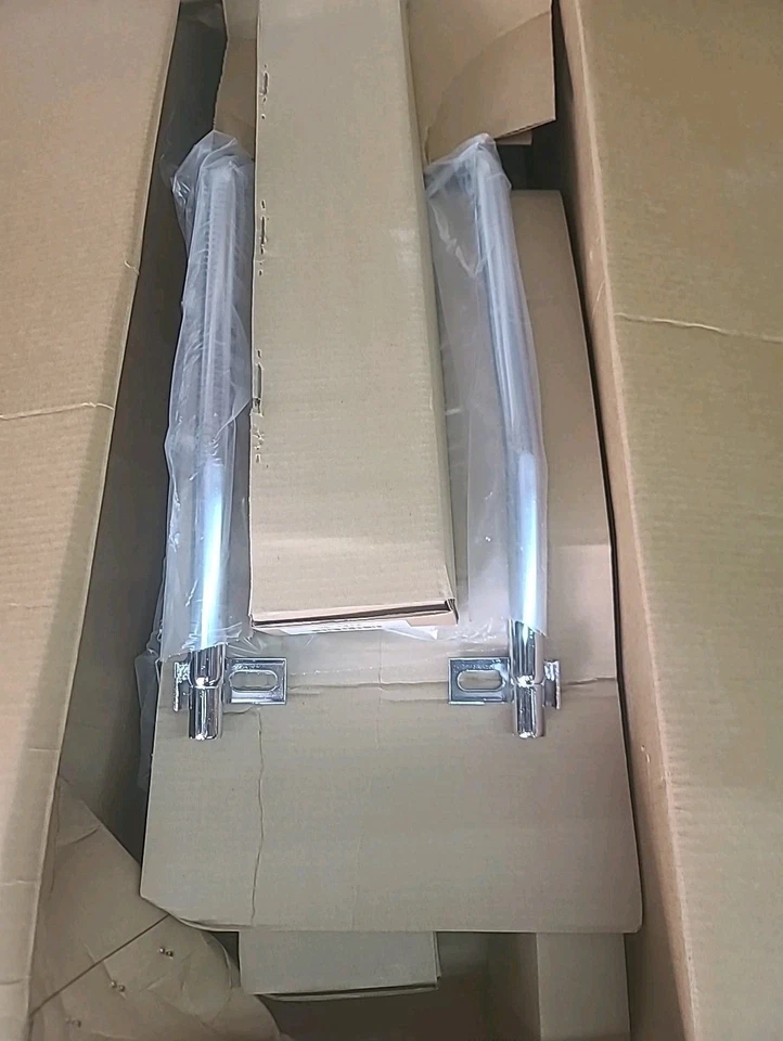 Westin Classic Chrome Grille Guard for 1999-2002 Chevy 1500 Chevrolet 35-1300 - Image 2 of 2