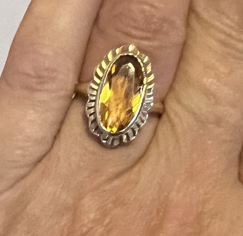 9ct Gold Citrine Dress Ring Size L - Picture 2 of 11