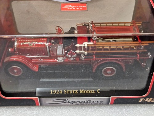 Road Signature Series 1924 Stutz Model C Fire Engine Truck DieCast 1:43 NIB - Picture 3 of 7